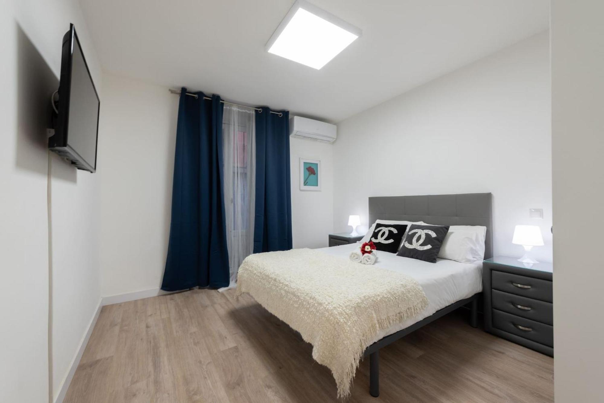 Apartamentos Day Madrid Santo Domingo Centro Gran Via Sol Malasana 外观 照片