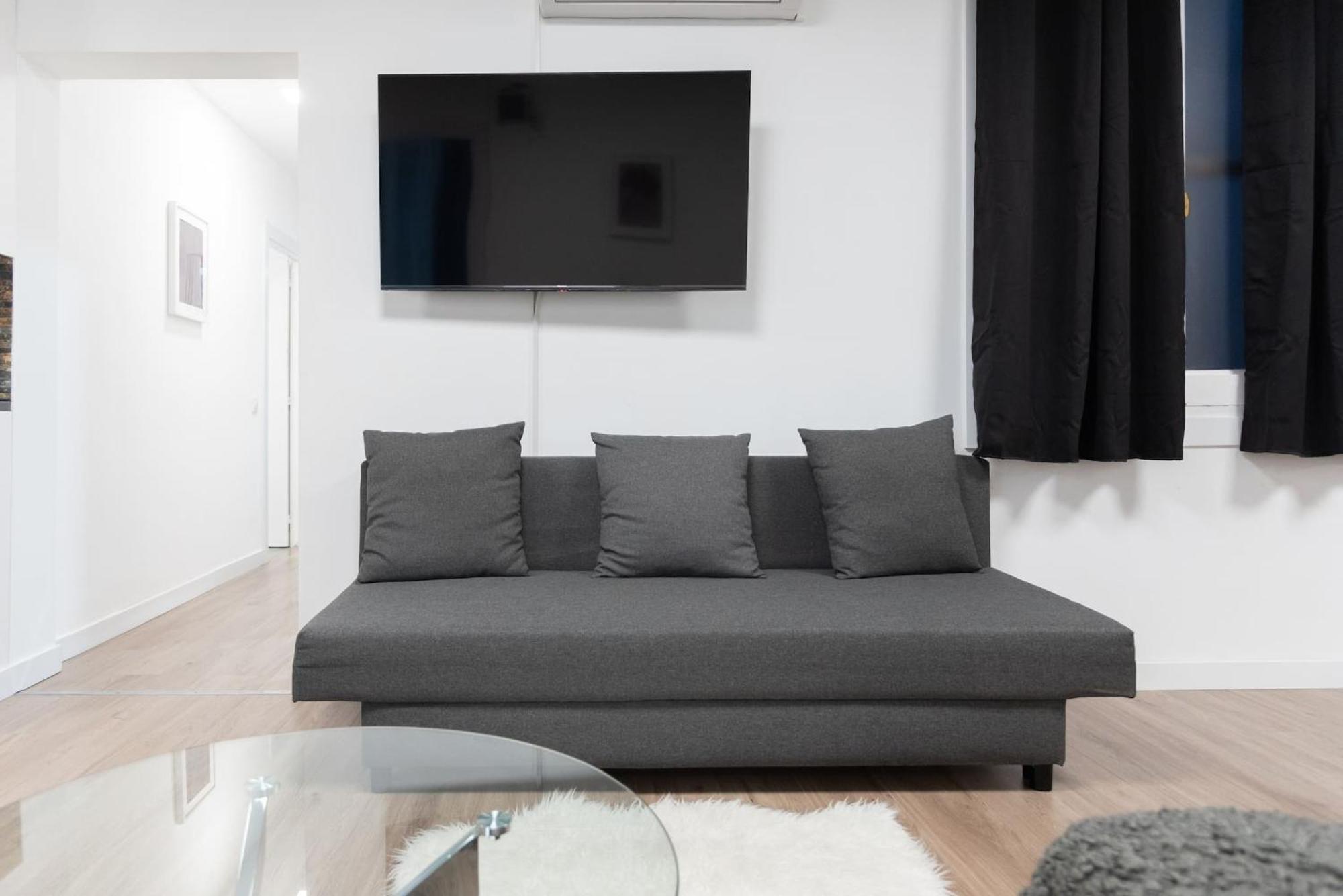 Apartamentos Day Madrid Santo Domingo Centro Gran Via Sol Malasana 外观 照片