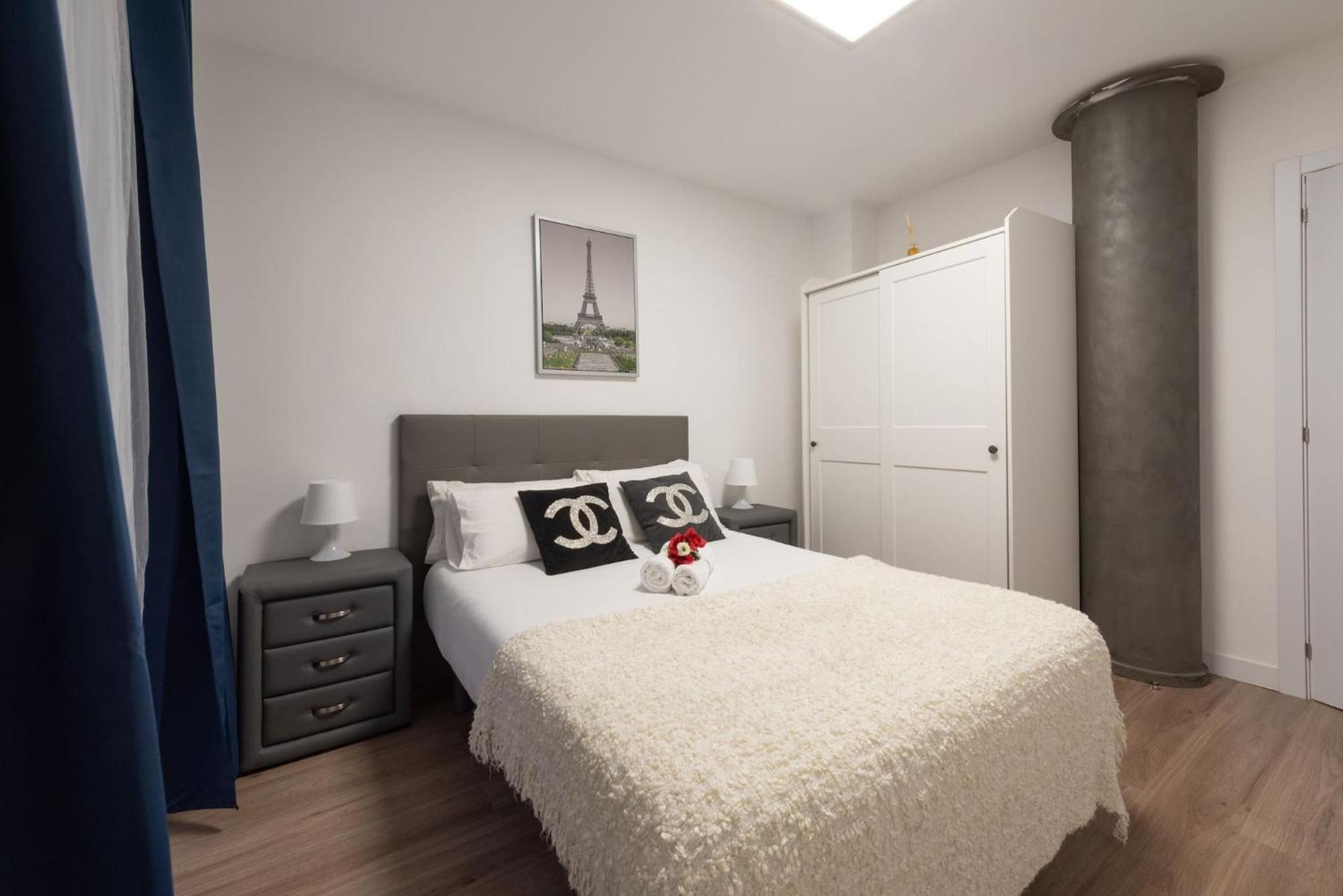 Apartamentos Day Madrid Santo Domingo Centro Gran Via Sol Malasana 外观 照片