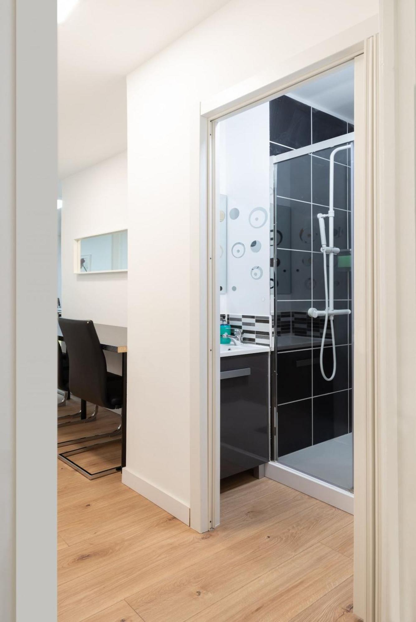 Apartamentos Day Madrid Santo Domingo Centro Gran Via Sol Malasana 外观 照片