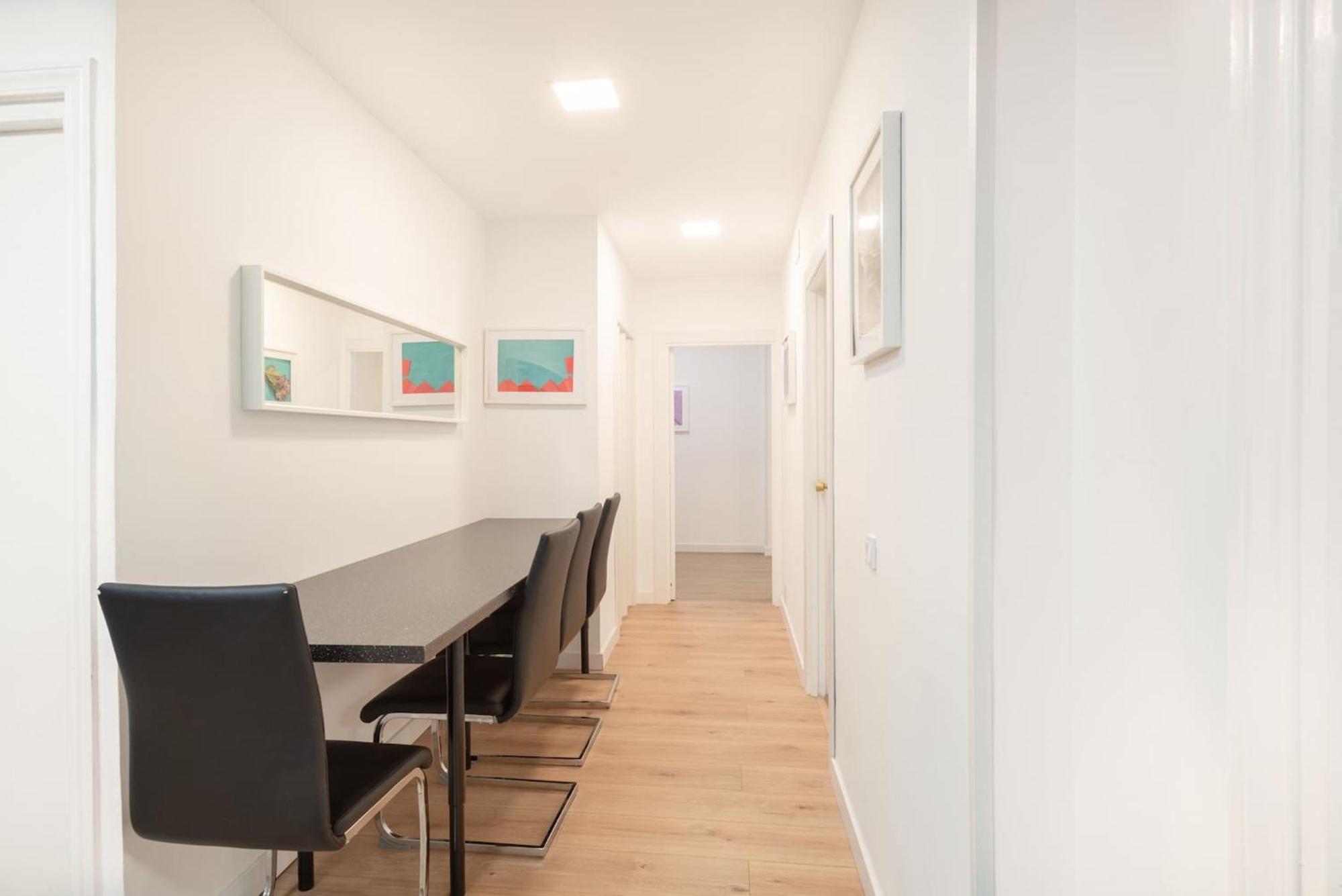 Apartamentos Day Madrid Santo Domingo Centro Gran Via Sol Malasana 外观 照片