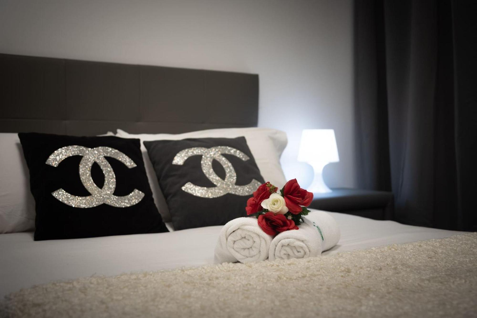 Apartamentos Day Madrid Santo Domingo Centro Gran Via Sol Malasana 外观 照片
