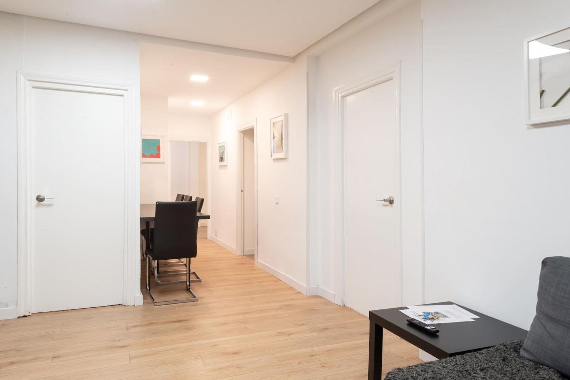 Apartamentos Day Madrid Santo Domingo Centro Gran Via Sol Malasana 外观 照片