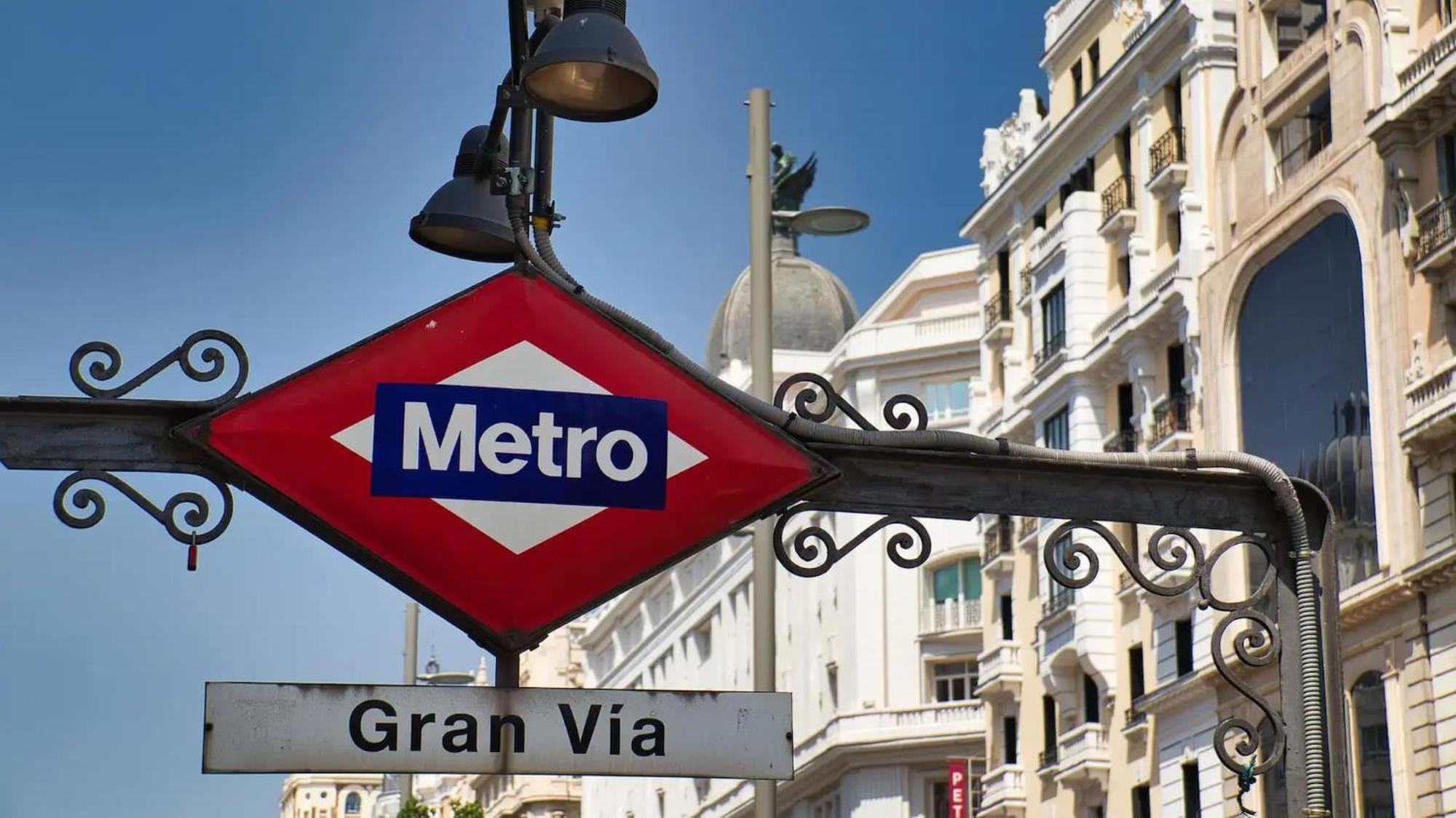 Apartamentos Day Madrid Santo Domingo Centro Gran Via Sol Malasana 外观 照片
