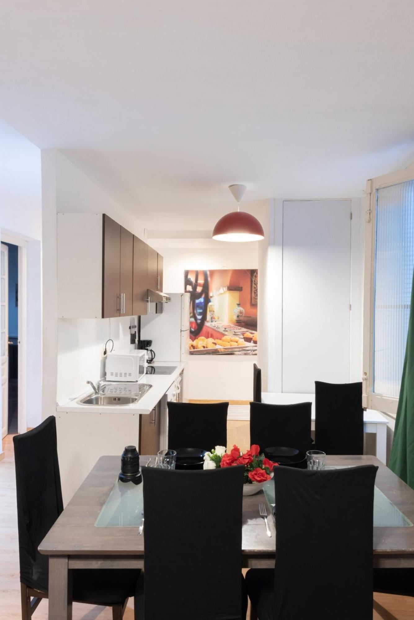 Apartamentos Day Madrid Santo Domingo Centro Gran Via Sol Malasana 外观 照片